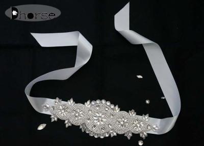 Cina Cristallo di rocca nuziale in rilievo d'argento Sash per la decorazione, 5,2 larghezze di cm in vendita