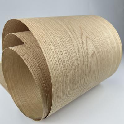 China Natürliche weiße Eiche, aus Bergholz aus Getreide, A/AA-Grad 100-195cm*0,45mm zu verkaufen