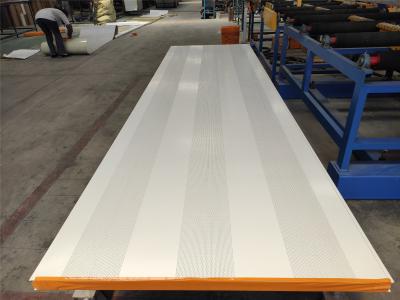 China las lanas de roca de 50m m 200m m hacen espuma el panel de pared de bocadillo para el sitio limpio insonoro en venta