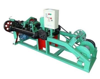 China Alambre de púas automático que hace la máquina, motor de la soldadora de la malla de alambre 2.2KW en venta