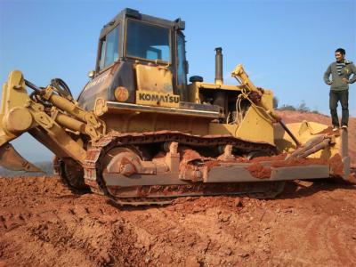 China D85A-21 utilizó el dormilón de la correa eslabonada de la niveladora de KOMATSU para la venta D85-18 Japón en venta