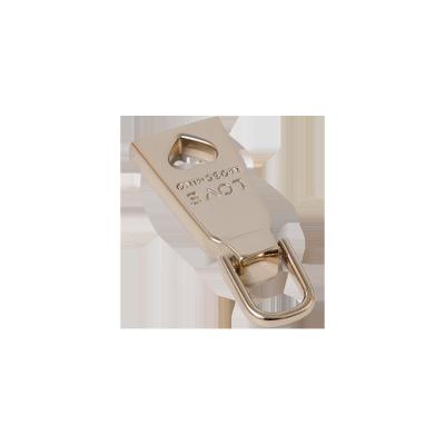 China New Fashion Garment Zipper Pullers Metal Logo Brand Zipper Pull Slider Decorative Custom Handbag Nickel Free Zipper Puller Main Puller For School Bags for sale