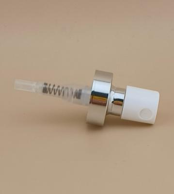 Chine K402-2 Pulvérisateur à boutons en plastique argenté pour parfums certifié ISO9001/ISO14001 à vendre
