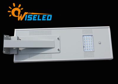 China 18W integró todos en una eficacia alta llevada de la luz de calle 1900Lm con el sensor de Rada en venta
