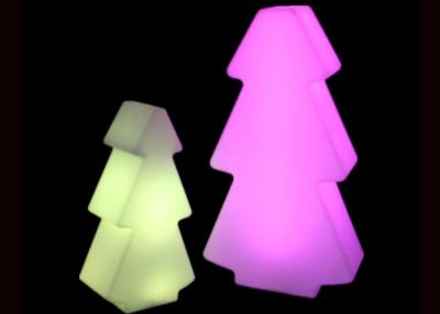 Chine Le plastique blanc chaud a mené les lumières extérieures d'arbre de Noël pour la décoration de maison de magasin à vendre