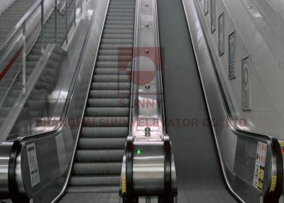Κίνα Εσωτερική διάβαση πεζών κυλιόμενων σκαλών λεωφόρων αγορών 35 γωνίας με να περιζώσει την προστασία προς πώληση