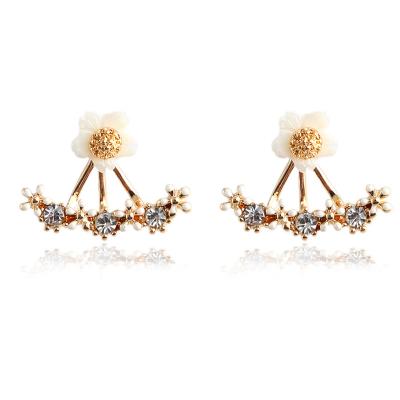 China Trendy Current High Quality 2 in 1 Women Shell Metal Flower Stud Earrings for sale