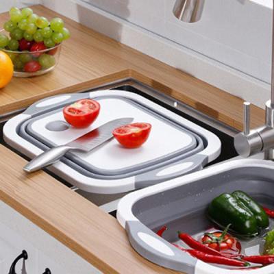 China Multifanctional Sustainable Plastic Chopper Cutting Board Portable 2 in 1 Plastic Cutter Collapsible Folding Chopper for sale