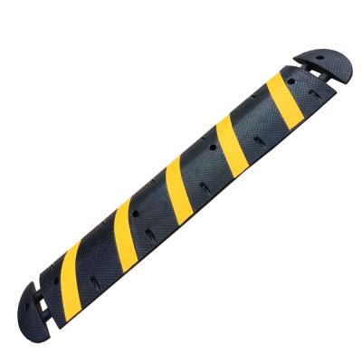 China Car Parking Lots 183cm Height Long 5cm Rubber Speed Bump Safety Ramp Roadway Bump for sale