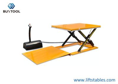 China Hidráulico Scissor a auto tabela de elevador da pálete com rampa 1600x1140mm à venda