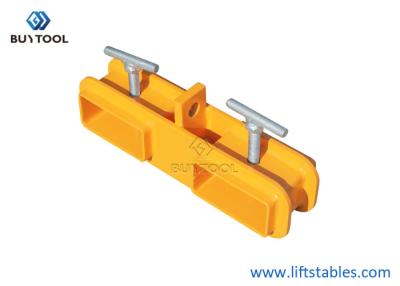 Κίνα Forklift γάντζων φορτηγών δικράνων φλόκων διπλή σύνδεση 2500kg προς πώληση