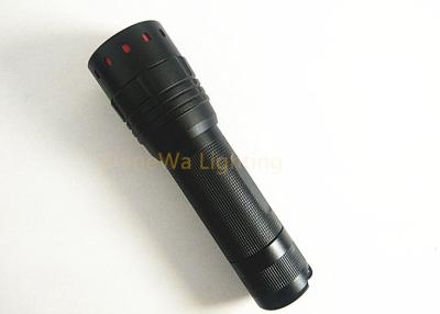 Chine Lumen mené de focalisation léger mené de la lampe-torche 350 de torche de puissance élevée d'essai de baisse de 1 M à vendre