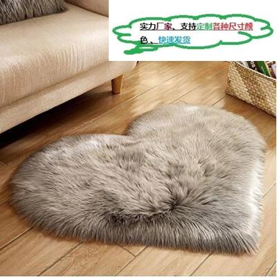 China Heart Shape Sheepskin Car Seat Pad Silky Smoothness Transform Driving Experience à venda