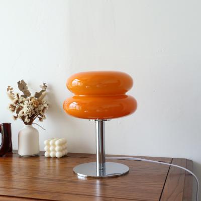 China Lámpara de mesa con control de interruptor de aleación de aluminio y huevos acrílicos luz de atmósfera en venta