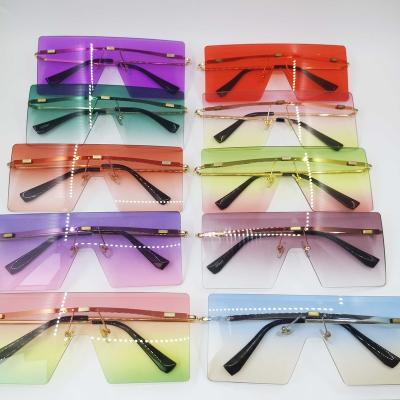 China 10 Years Experience Men's Hot Selling Frameless Oversized Square River Sunglasses NWT8587 for sale