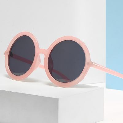 China Fashion Sunglasses 2023 Newest Polarized Fashion Vintage Retro Unique Colors Trendy Round Shaped Sunglasses For Women for sale