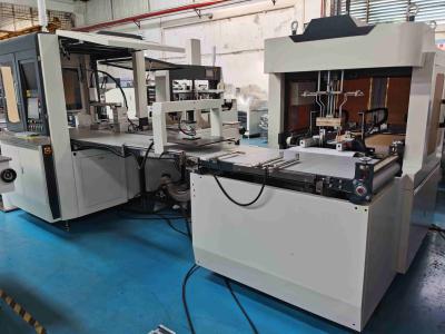 China Máquina rígida de la fabricación de cajas del caramelo funcional multi automático de W400mm para envolver en venta