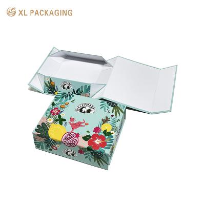 China Auf Wunsch Luxus Magnetverschluss Starrklappbar Klappbares Paket Recyclingpapier Karton Geschenkboxen zum Verpacken zu verkaufen