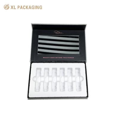 Chine Taille personnalisée papier carton recyclable boîte magnétique dure emballage avec plateau PVC de luxe à vendre
