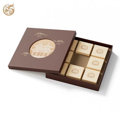 Chine La boîte à gâteaux en papier de luxe, la boîte à cadeaux de thé brun, le couvercle et la base de biscuits, la boîte à cadeaux en papier de bonbons, l'emballage avec l'insertion de papier à vendre