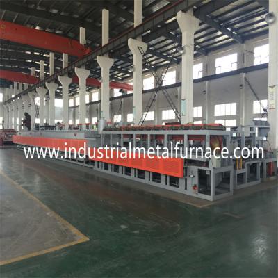 China 750kg/Hour gas continuo Mesh Belt Heat Treatment Furnace para las tuercas de las sujeciones en venta