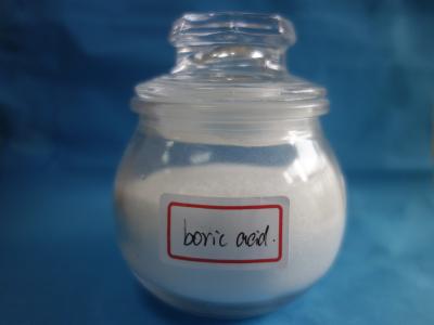 Chine 99,5% granules d'acide borique/cristaux minimum Cas aucun 10043-35-3 multifonctionnel à vendre