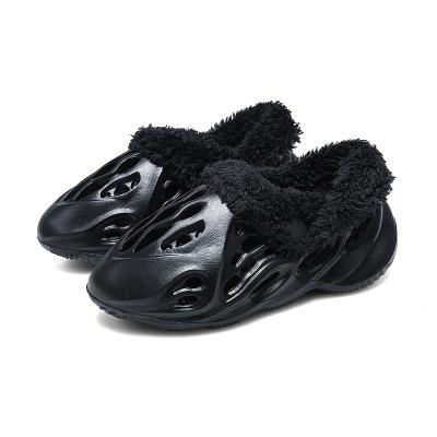 China Factory Wholesale Mens Yeezy Foam Runner Fur Slides Fashion Foam Warm Runner Yeezy CUSHIONING For Man for sale