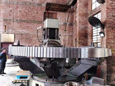 Chine Dents d'engrenage rugueuses de couronne d'acier de bâti de ZG42CrMo coupant 152T pour résistant à vendre
