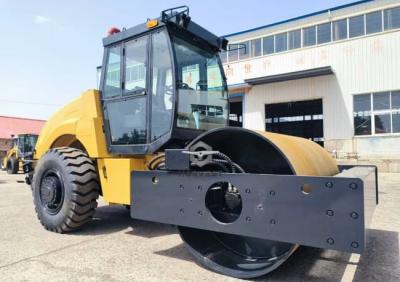 China 2100mm Double Drum Road Roller 12 Ton Hydraulic LTD212H 110kw in Kenya for sale