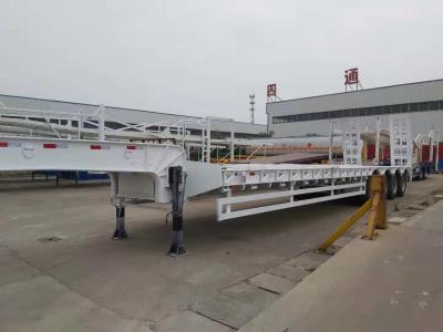 Chine De 4 axes basse de lit remorque résistante semi avec la poutre transversale en acier d'axe de FUWA et de Manche de 14mm à vendre