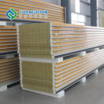 China Os painéis de sanduíche do poliuretano do peso leve 50mm a isolação térmica à venda