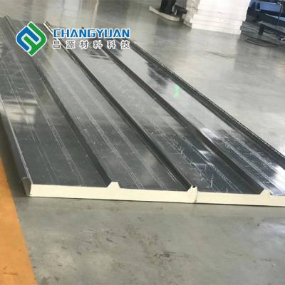 Chine Panneaux d'isolation de mousse de polyuréthane de toit pour les bâtiments commerciaux et résidentiels à vendre