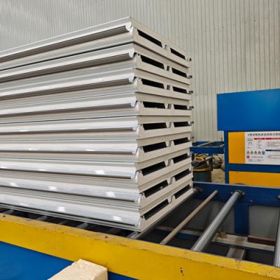 China Customizable and Waterproof Polyurethane Sandwich Panel for Your Project Demands for sale
