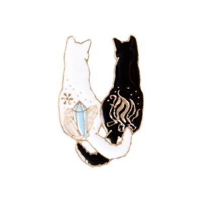 China Cute Animal Brooches New Europe Cat Brooch Back Black Cat Cute White Cat Brooches Side By Side Hard Enamel Pin Label Pins Custom for sale