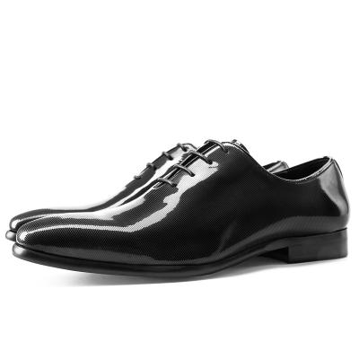 China Patent Leather Breathable Oxford Formal Formal Shoes For Men Handmade Classic Italian Design Lace Up for sale