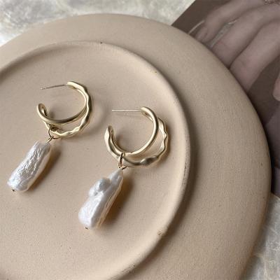 China 2021 fashion new arrival s925 silver needle 14k gold plated baroque irregular pearl earings earrings for women for sale