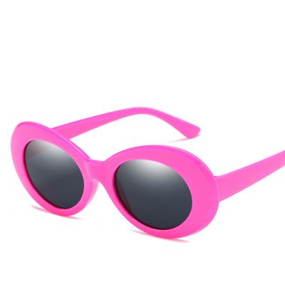 China Fashion Sunglasses New Fashion Sunglasses Tik Tok Retro Sunglasses For Men And Women for sale