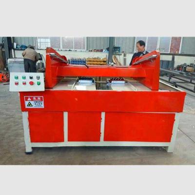 China Automatisch Mini Wooden Pallet Stringer Notcher voor Pallet Te koop