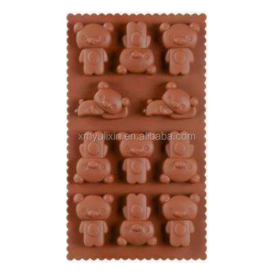 China Sustainable Food Grade Material Silicone Cute Bear Shape Cookie Mold Chocolate Mold for sale