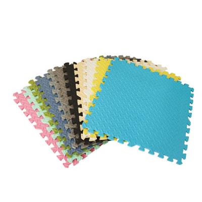 中国 マット60x60cmのecoの友好的な床のマットに床を張っている2cmの厚さの青い運動場エヴァ 販売のため