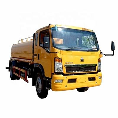 China Factory New Rhd 8ton 6000L-8000L HOWO Water Pump Car 6900*2200*2600 Water Ice Truck for sale