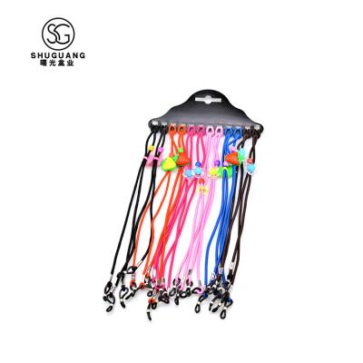 China Fashional Glass Case Main 2019 Hot Selling Professional Fashion Multi Color Sunglasses Accessories Sports Glass Rope for sale