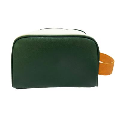 China Outdoor Customized Outdoor /waterproof/Colored Korean Style Golf Accessories Casual Bag With Double Zipper Pockets for sale