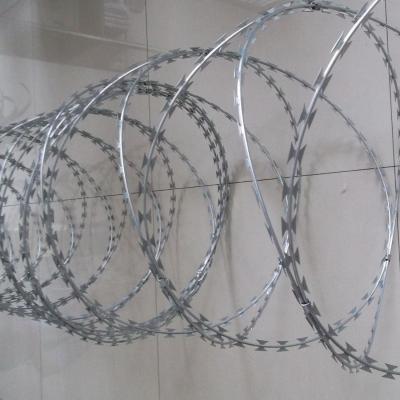China CBT Razor Barbed Wire For Fortification Anti-Rust Razor Blade Barbed Wire Double Strand In Rolls for sale