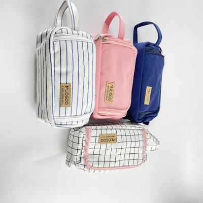 China Zipper Closure Wholesale Large Capacity Canvas Pencil Pouch For School Students With Hand Strap Accept Custom Logo for sale