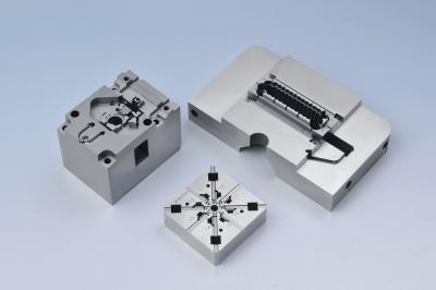 China ISO Approval Injection Molding Parts , Injection Plastic Parts Ra 0.1 Surface Roughness for sale