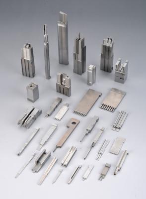 China CNC Machining Metal Parts Mould Tool Components Ra 0.3 Surface Roughness for sale