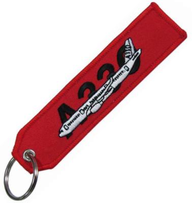 Chine Frontière de Keychains brodée par 125×25mm Merrow d'avion de guerre avec l'anneau en métal à vendre