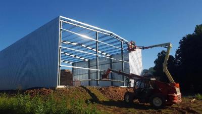 China Steel Frame Industrial Workshop 50-Year Life Time Eco-Friendly Long Lifespan Suitable For Commercial Agricultural Needs for sale