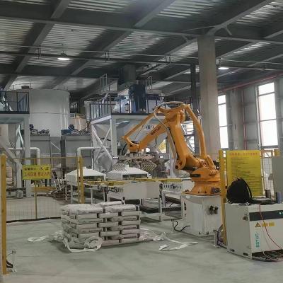 China 360 Rotation Automatic Palletizer 220kg Load Palletizing Robot for sale